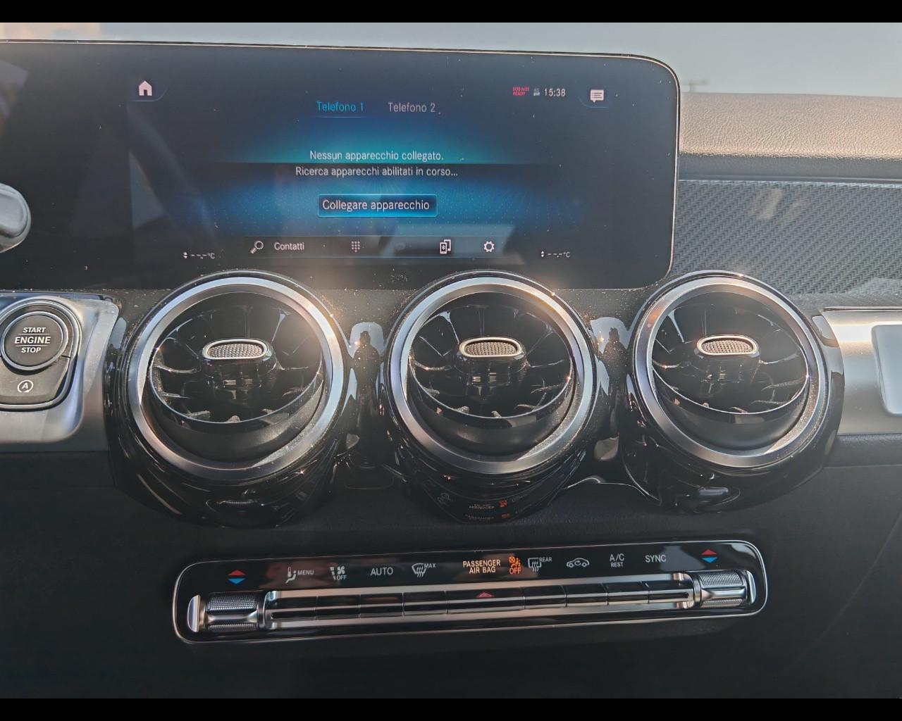 Mercedes-Benz GLB (X247) - GLB 200 d Automatic Premium