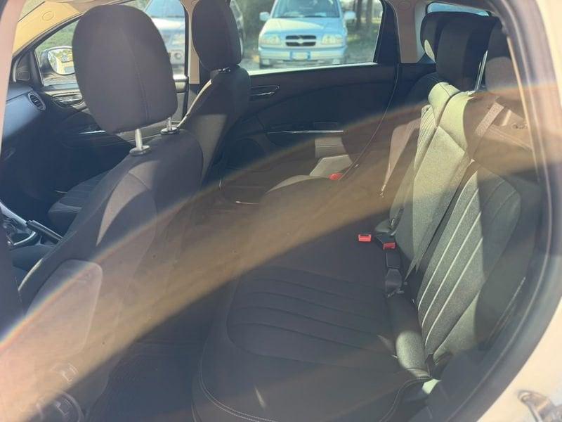 Lancia Delta Delta 1.4 tjt Gold ecochic Gpl 120cv