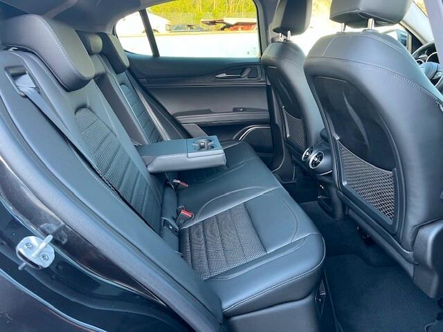 Alfa Romeo Stelvio 2.2 Turbodiesel 210 CV AT8 Q4 Veloce Tì