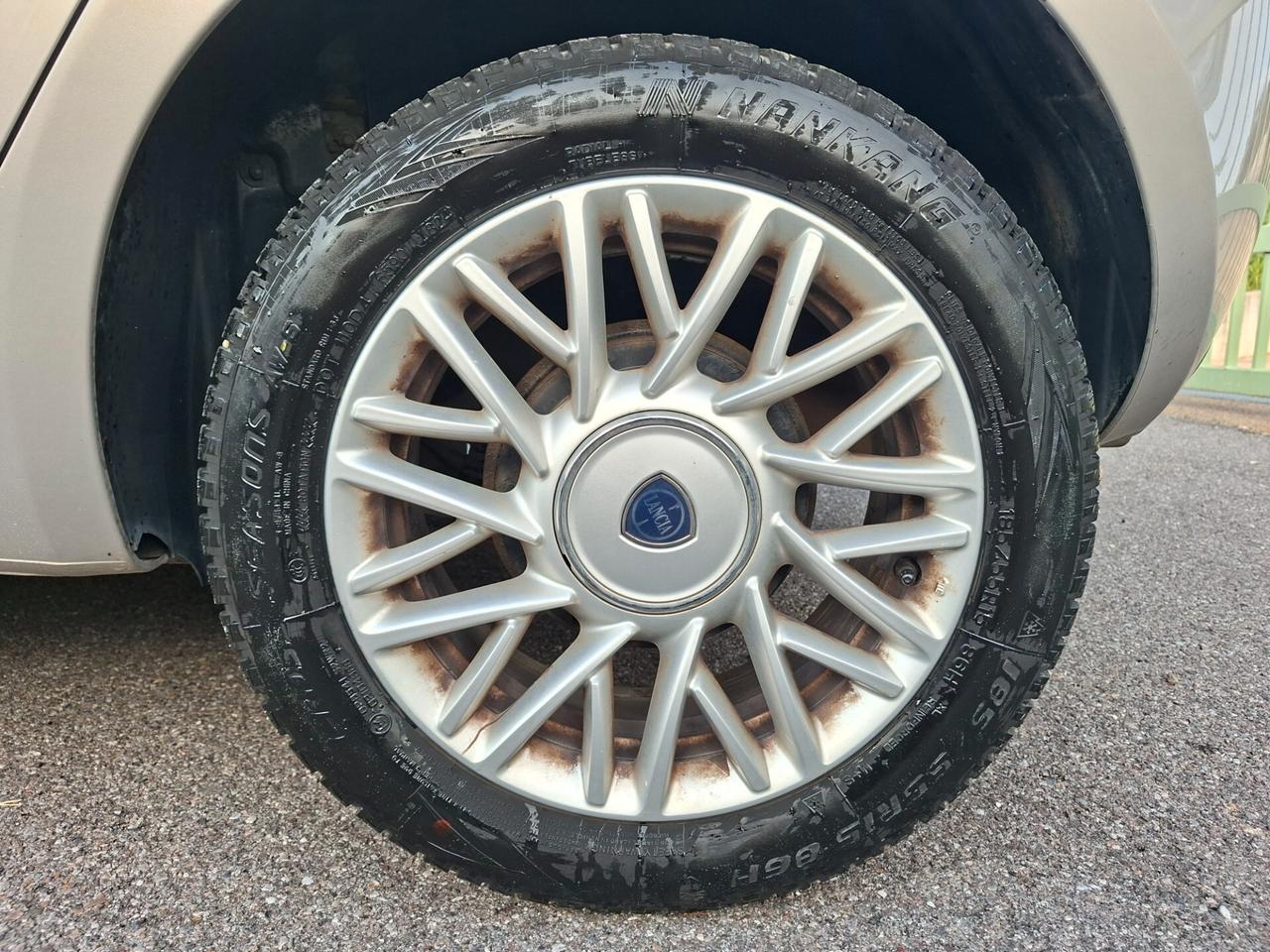 Lancia Ypsilon 1.2 GPL FINO AL 2034 / DA NEOPATENTATI / EURO 6