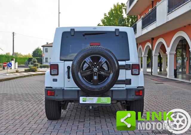JEEP Wrangler Unlimited 2.8 CRD DPF Sahara Auto