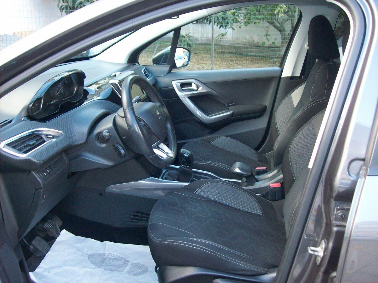 Peugeot 2008 1.6 BlueHDi 100CV Business