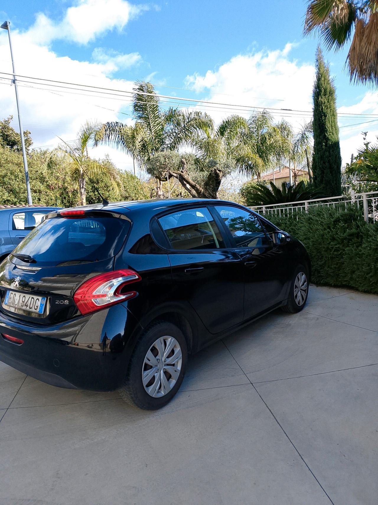 Peugeot 208 1.2 VTi 82 CV 5 porte Allure