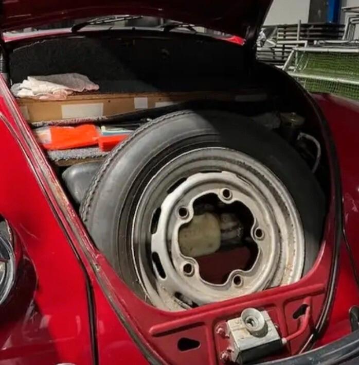 Volkswagen Maggiolino cabrio kever speedster streetmachine