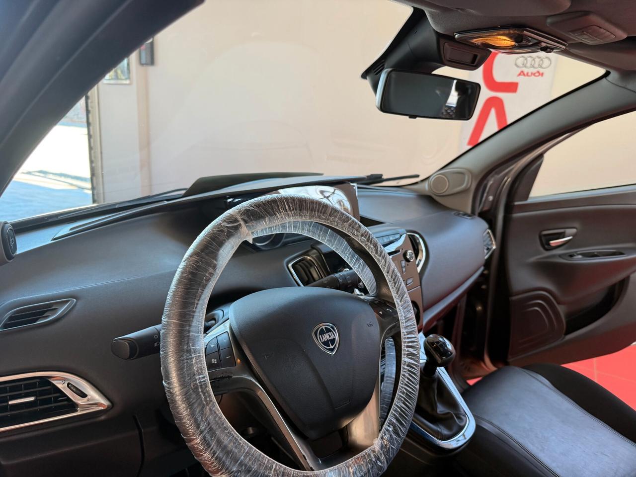 Lancia Ypsilon 1.3 MJT 16V 95 CV 5 porte S&S Platinum