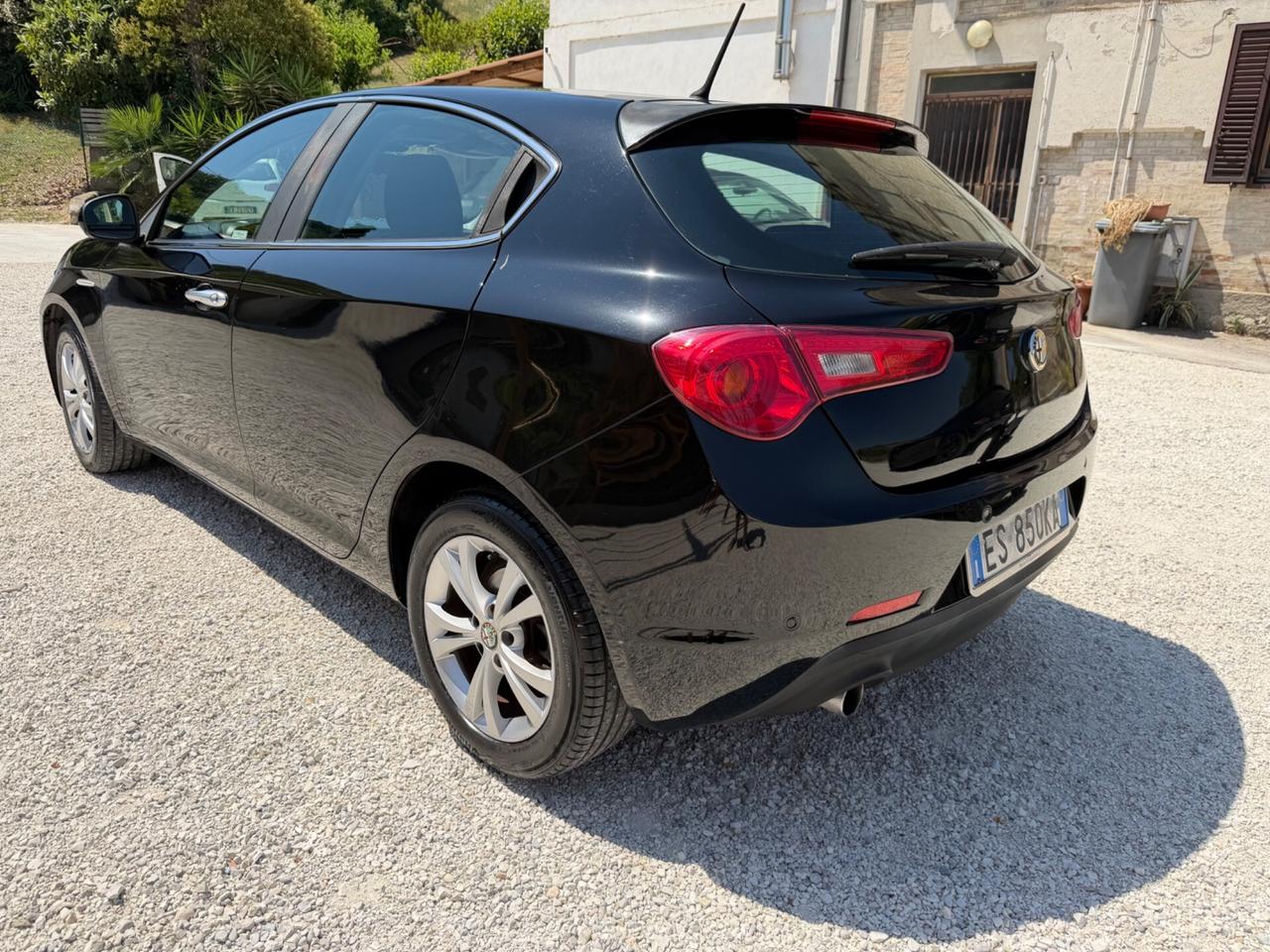 Alfa Romeo Giulietta 1.6 JTDm-2 105 CV Exclusive