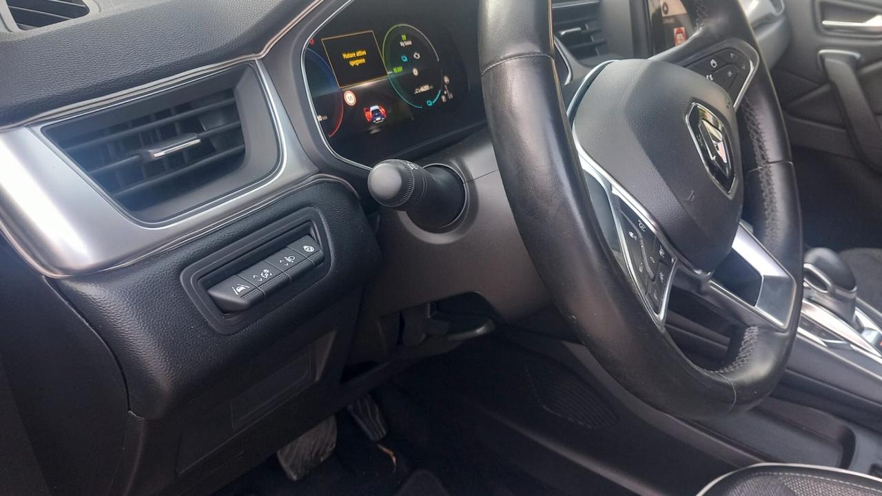 Renault Captur 1.6 Full Hybrid E-Tech Auto