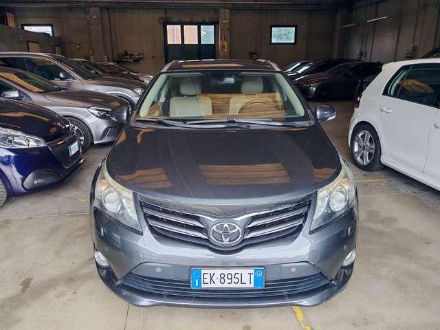 Toyota Avensis Avensis Wagon 2.2 d-cat Exec. Safety auto