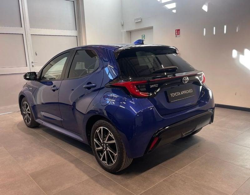 Toyota Yaris 1.5 Hybrid 5 porte Lounge Blue