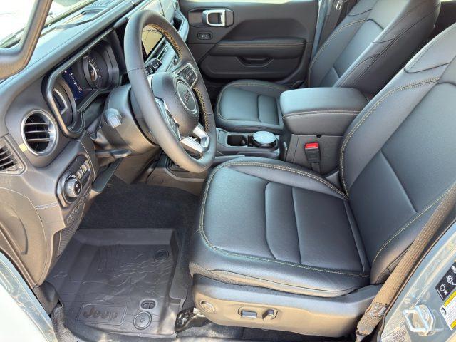 JEEP Wrangler Unlimited 2.0 Turbo Sahara