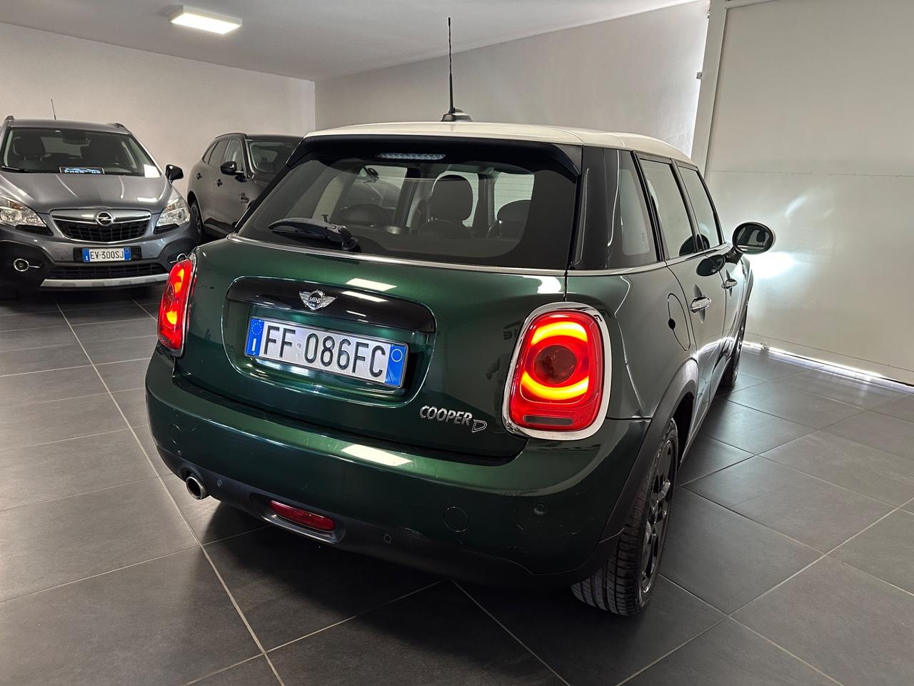 MINI COOPER D 1.5 AUTOMATICA 116CV PRONTA CONSEGNA