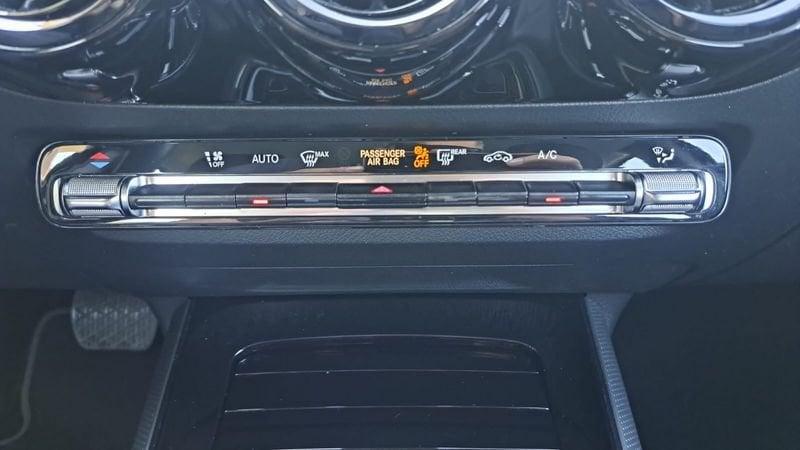 Mercedes-Benz GLA 200d AUTO/RETROCAM.
