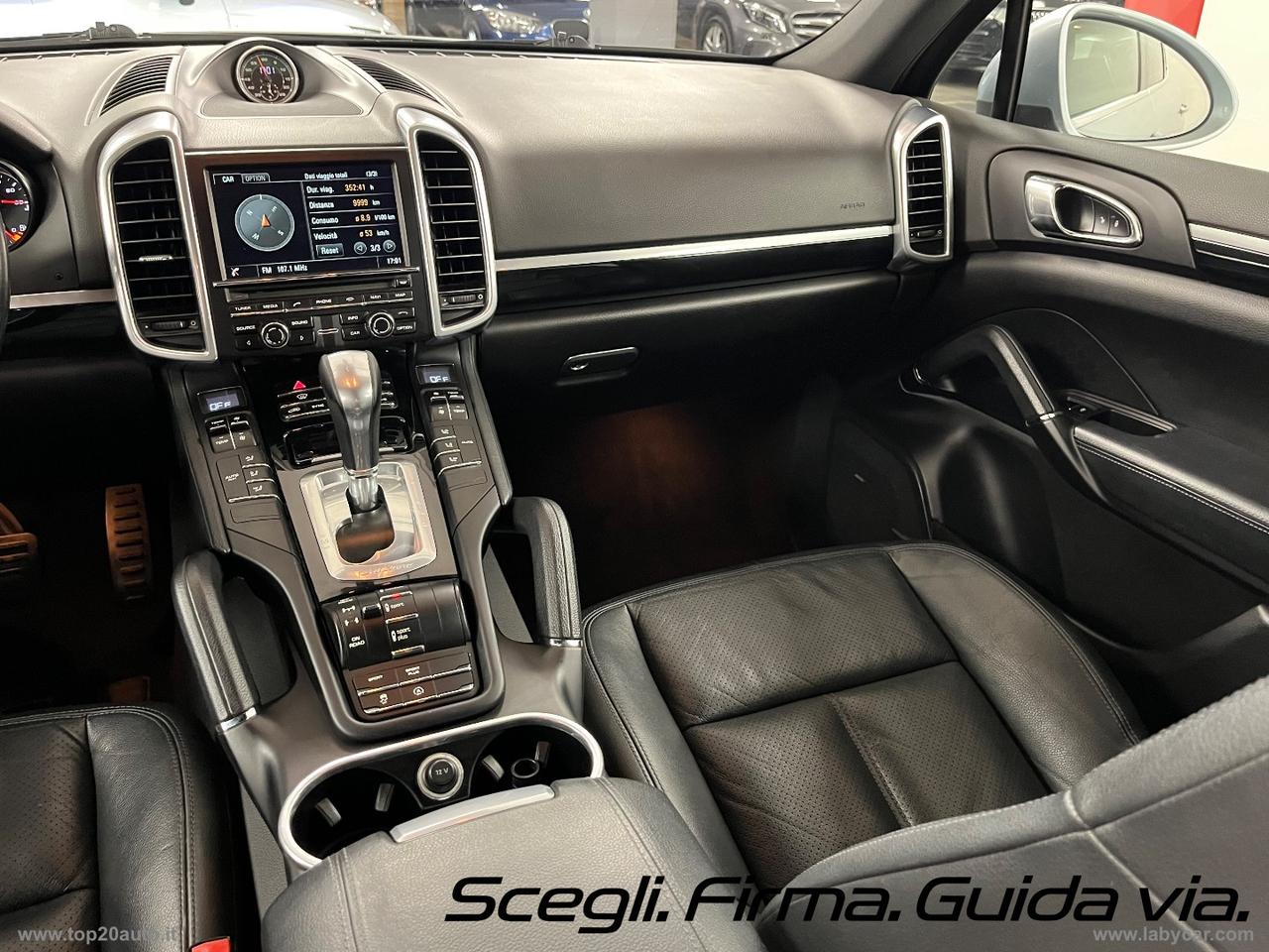 PORSCHE Cayenne 3.0 Diesel TETTO LUNGO PELLE TOTALE CERCHI 21