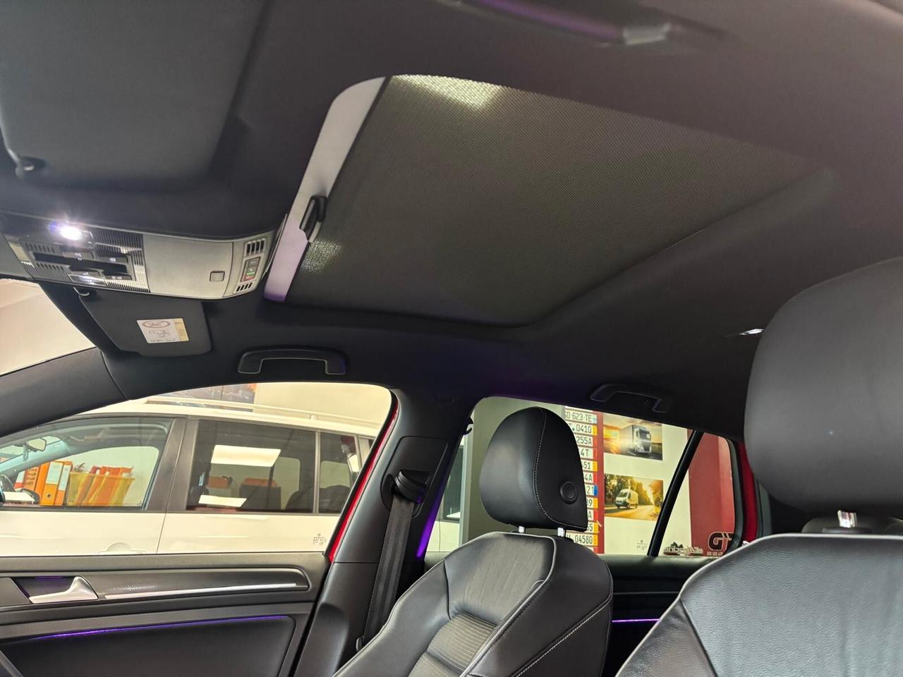 Volkswagen Golf 2.0 TDI DSG 5p. Highline BlueMotion Technology