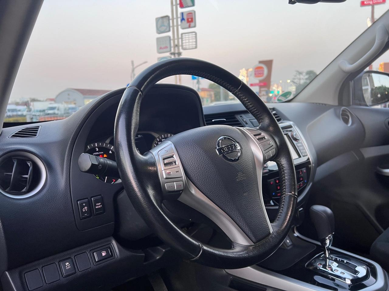 Nissan Navara 2.3 dCi 190 CV 7AT 4WD Double Cab Tekna