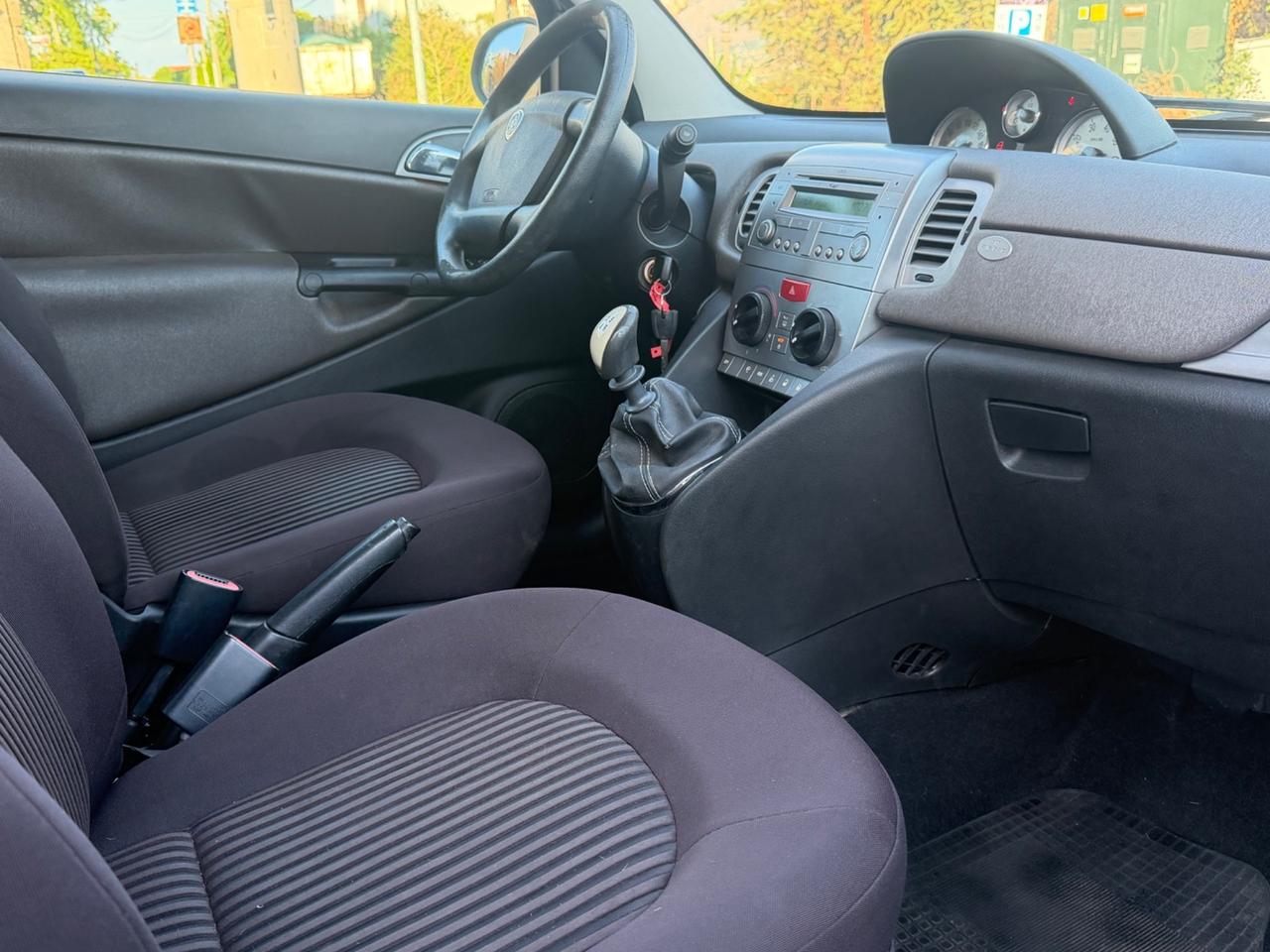 Lancia Ypsilon 1.2 Oro - 2011