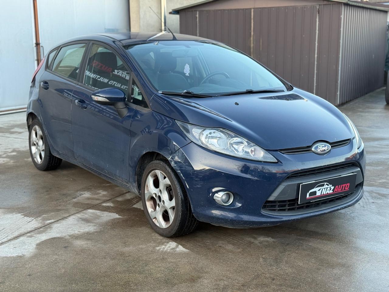 Ford Fiesta 1.4 TDCi 70CV 5 porte Titanium