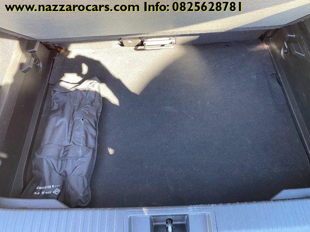 RENAULT Captur Blue dCi 115 CV EDC Business NAVIGATORE