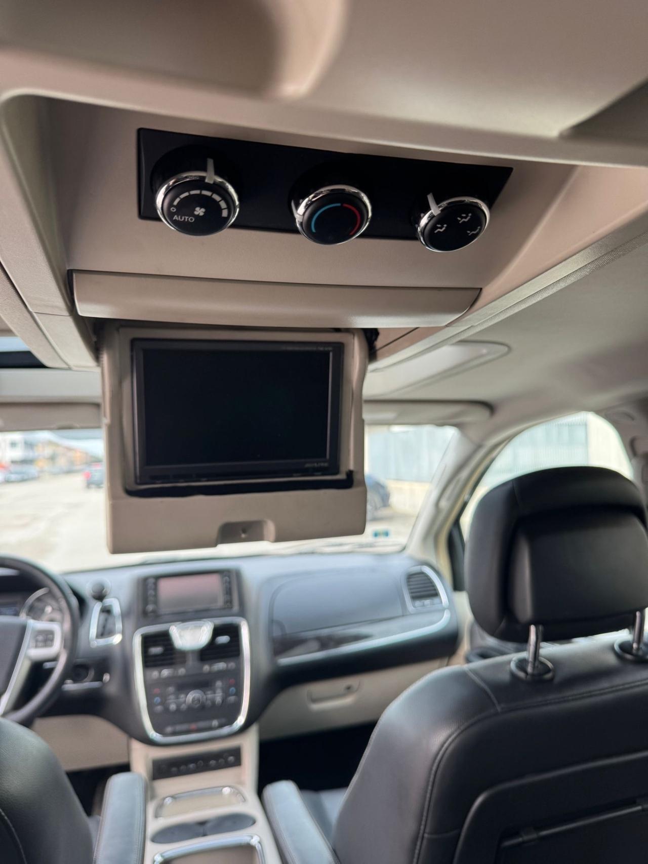 Lancia Voyager 2.8 Turbodiesel Platinum 163 CV