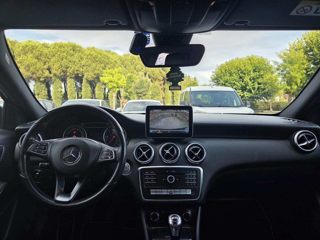 Mercedes-benz A 180 d Premium