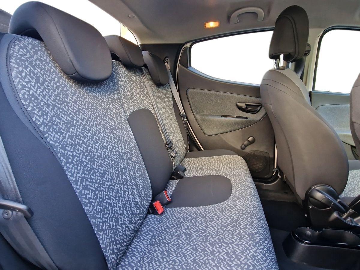 LANCIA YPSILON 1.0 IBRIDO GOLD
