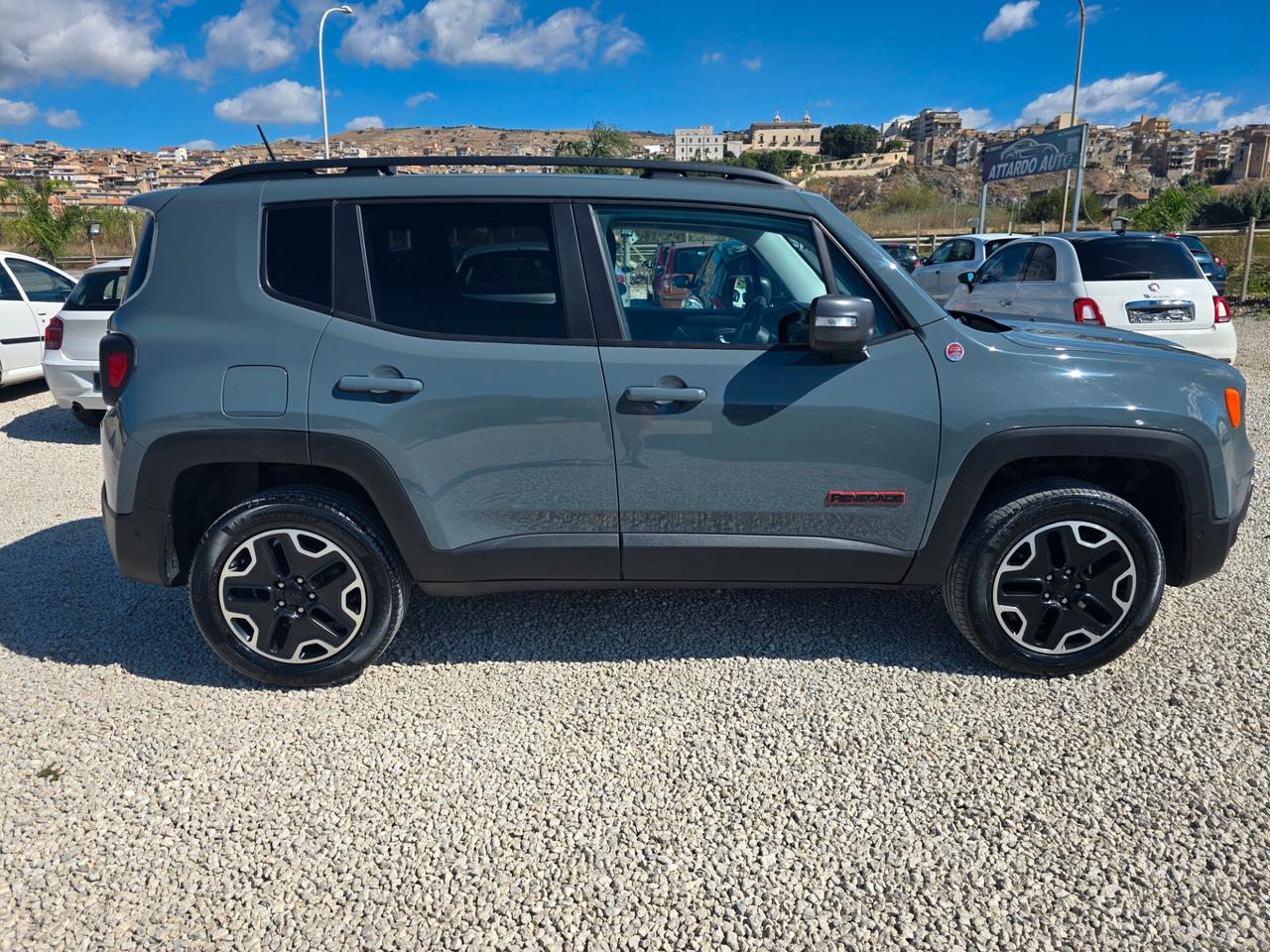 Jeep Renegade 2.0 Mjt 170CV 4WD Active Drive Low Trailhawk