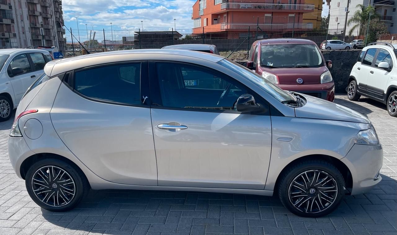 Lancia Ypsilon 1.3 MJT 16V 95 CV 5 porte S&S Platinum