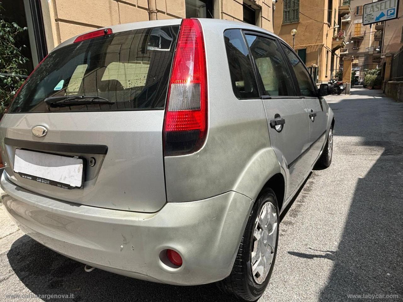 FORD Fiesta 1.2 16V 5p. Ambiente