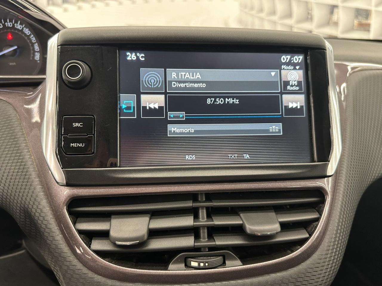 Peugeot 2008 1.4 DIESEL 68cv - NEOPATENTATI-KM CERTIFICATI-