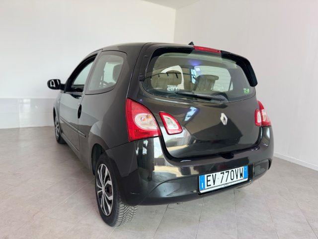 RENAULT Twingo 1.2 16V Night&Day