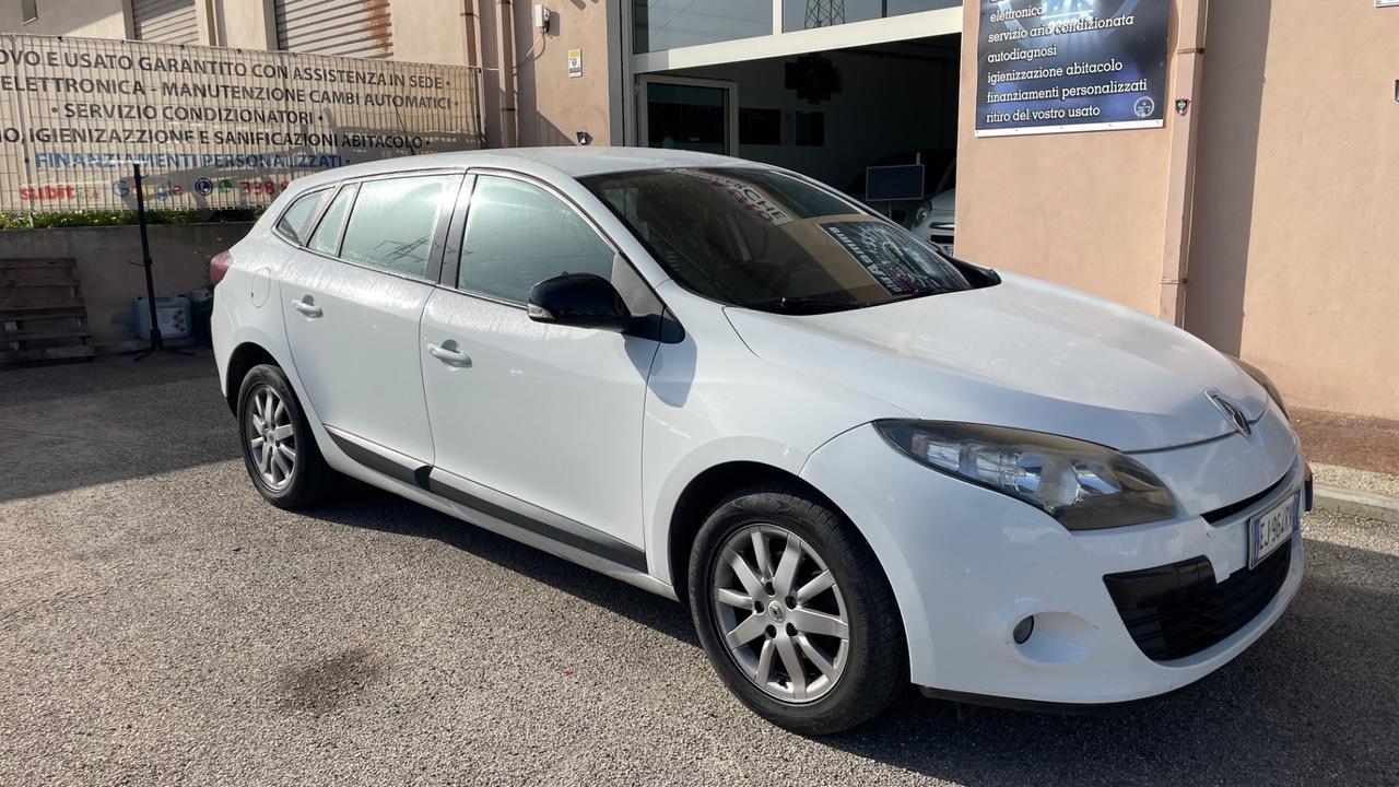 Renault Megane Mégane 1.5 dCi 110CV SporTour Attractive