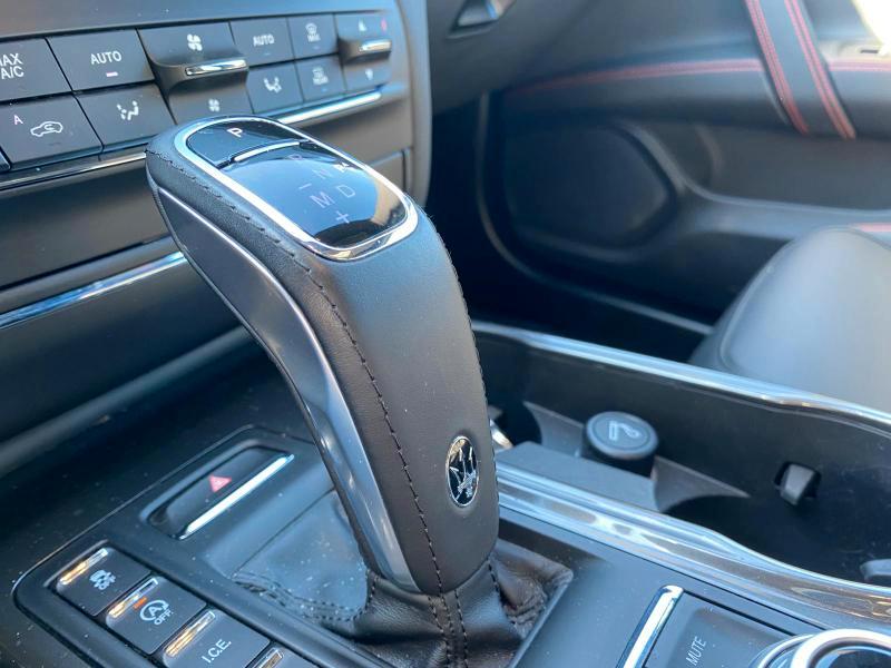 Maserati Ghibli 3.0 V6 Modena 430cv awd auto