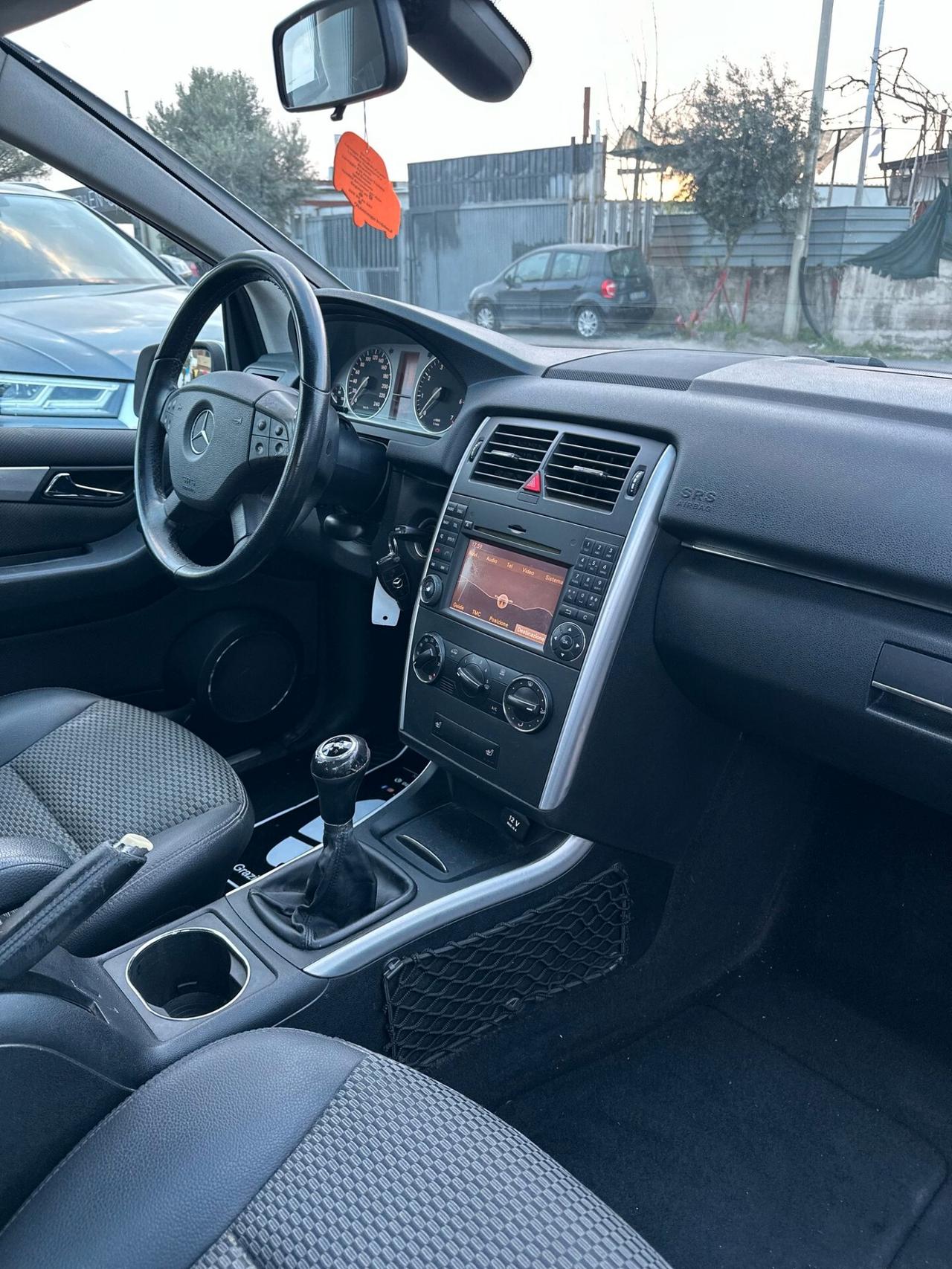 Mercedes-benz B 200 B 180 NGT BlueEFFICIENCY Premium