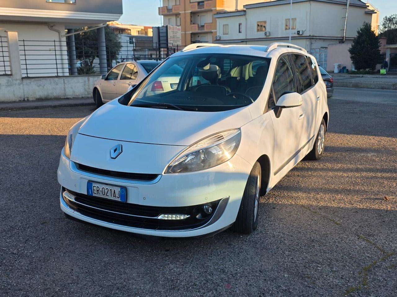 Renault Scenic XMod 1.5 dCi 110CV Wave