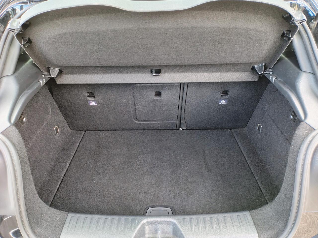 Mercedes-benz A 160 A 160 d Premium