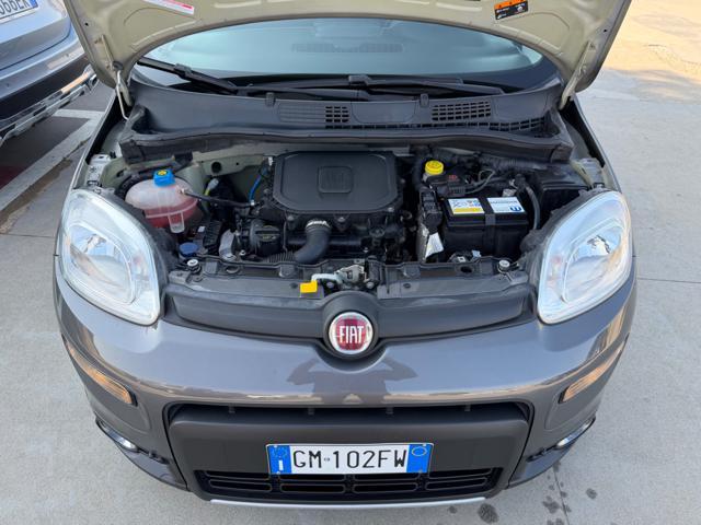 FIAT Panda 1.0 HYBRID CITY LIFE+CLIMATRONIC+SCHERMO+5POSTI