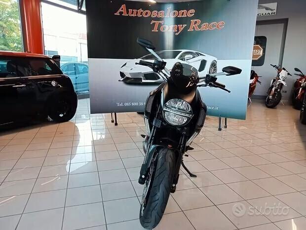 Ducati Diavel 1200 CARBON FINANZIABILE 6100KM