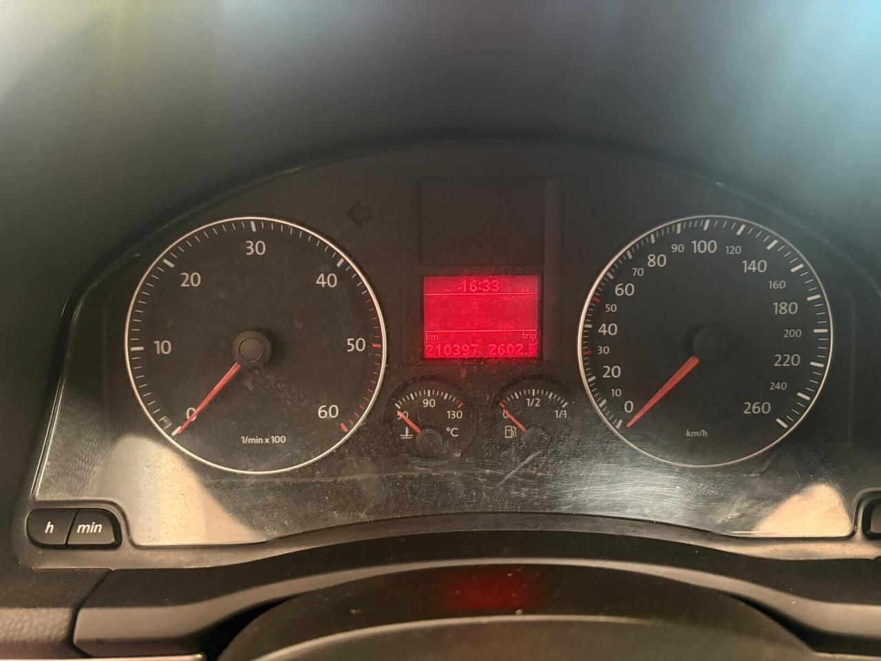 VOLKSWAGEN GOLF 5 CL 1.9 Diesel CV 105 PER NEOPATENTATI Km 210.347 garanzia 12 mesi