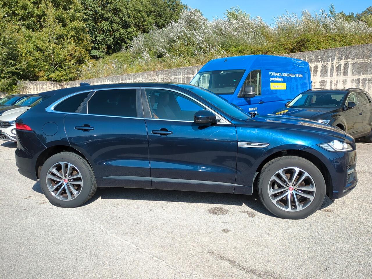 Jaguar F-Pace 2.0 D 180 CV AWD aut. R-Sport