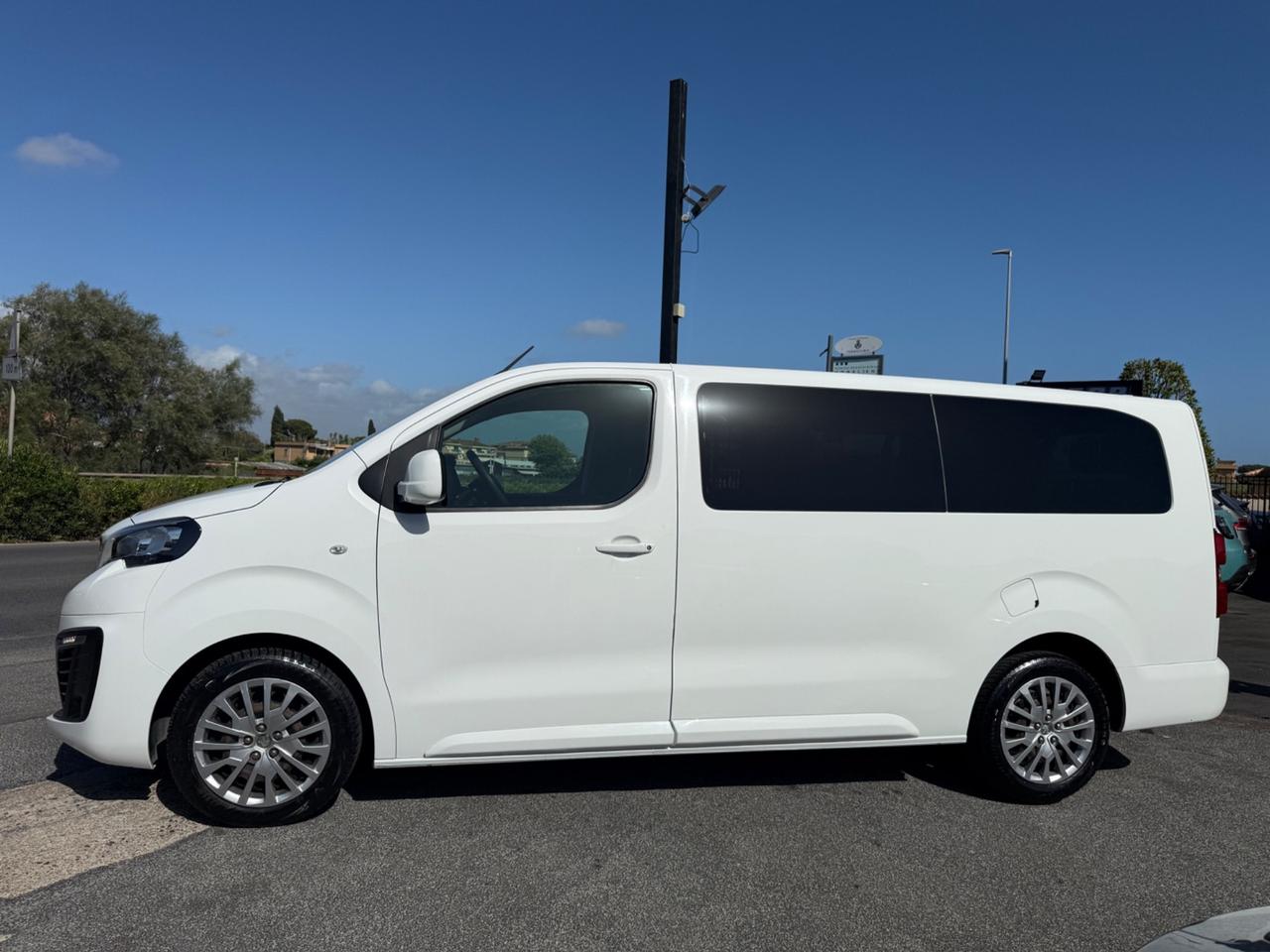 Peugeot Traveller 2.0 BlueHDi 140cv Long 9 POSTI