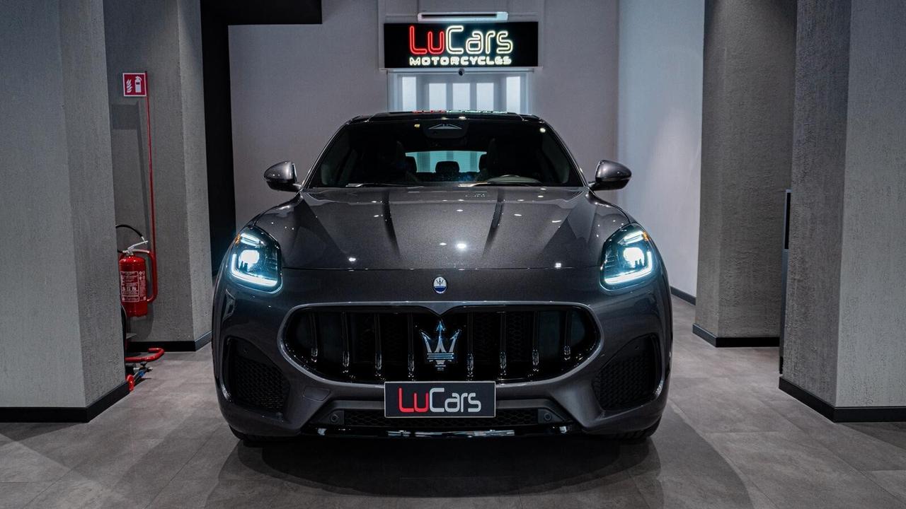 Maserati Grecale MHEV 330 CV AWD Modena
