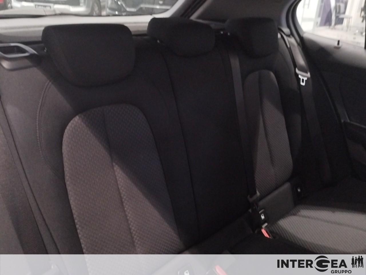 BMW 118d Business Advantage auto