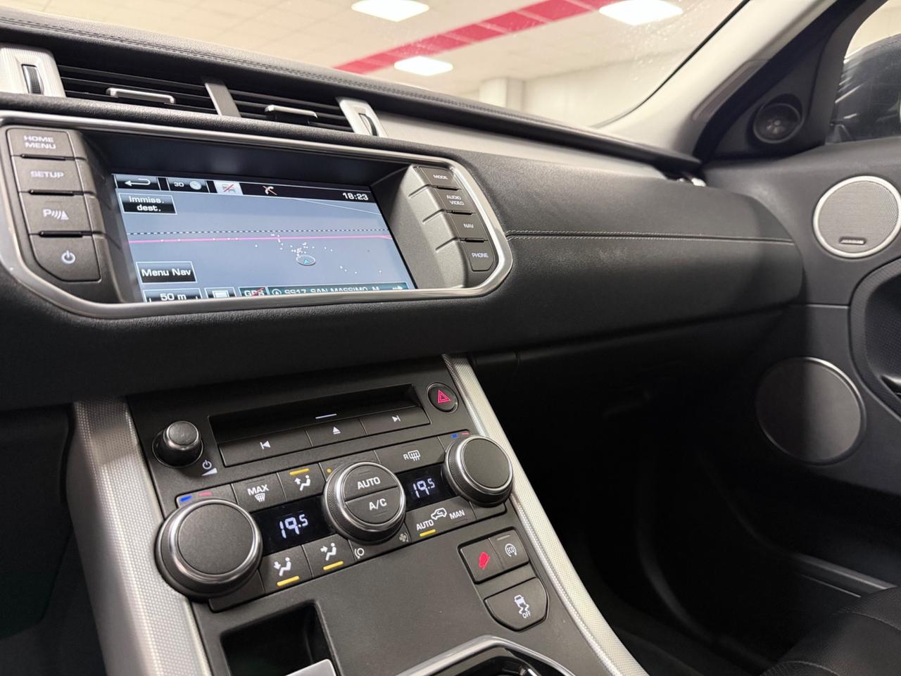 Land Rover Range Evoque 2.2 TD4 5p. British Edition Dynamic