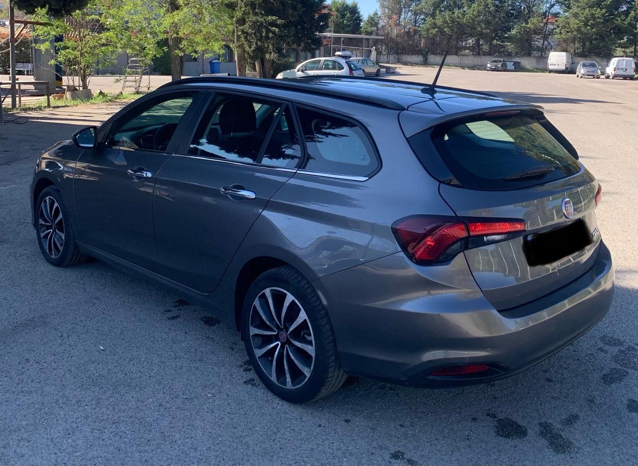 Fiat Tipo 1.6 Mjt S&S SW Lounge 90000 KM