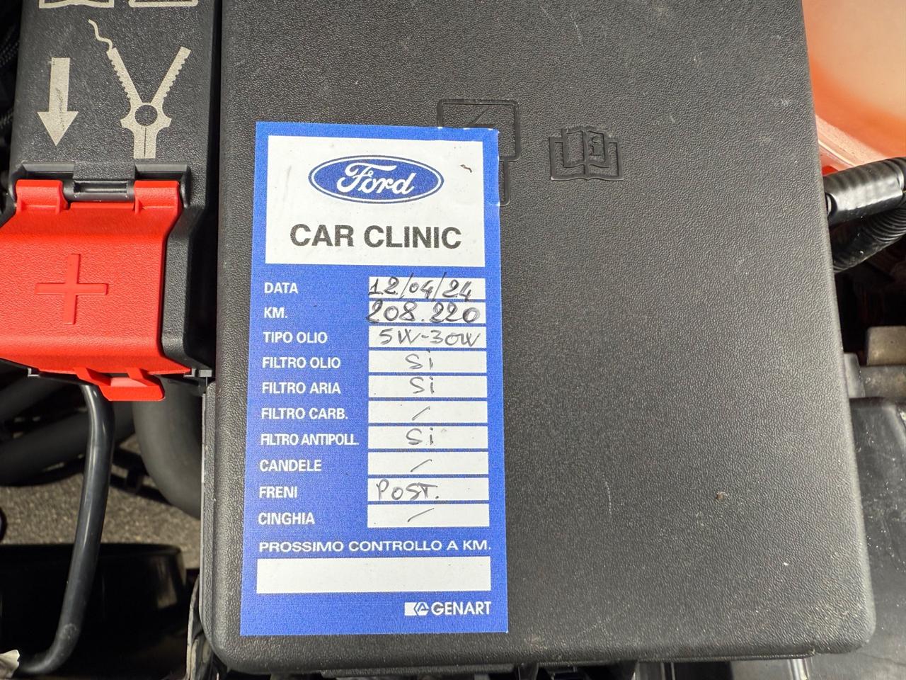 Ford Transit Custom 2.2 Diesel 6 posti passo lungo
