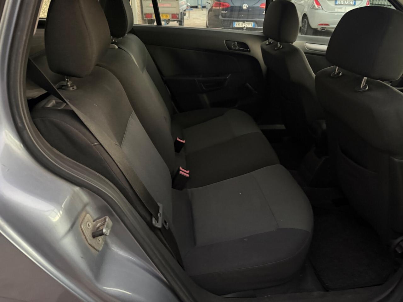 OPEL ASTRA 1.6 BENZINA EURO4 FAMIGLIARE