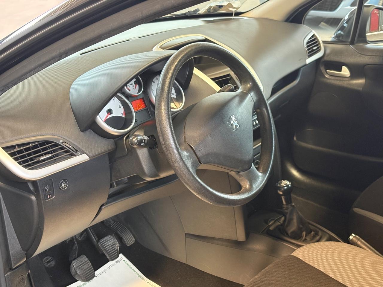 Peugeot 207 1.4 8V 75CV 5p. Energie Sport ECO GPL