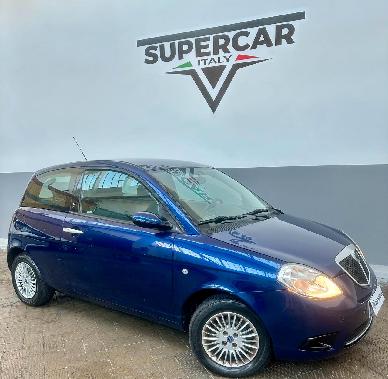 Lancia Ypsilon 1.2 Benzina (Euro 4), ok neopatentati, perfetta.