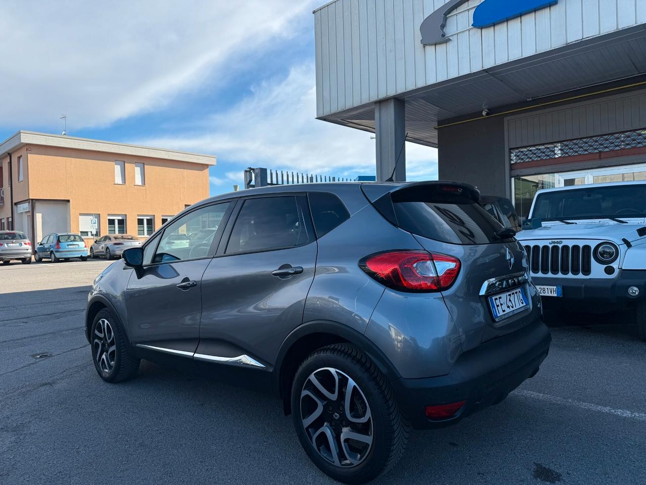 Renault Captur 1.5 dci /CINGHIA FATTA 90cv E6