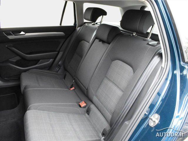 VOLKSWAGEN Passat Variant 2.0 TDI EVO 150cv Business Fari LED, Navi, Ambient